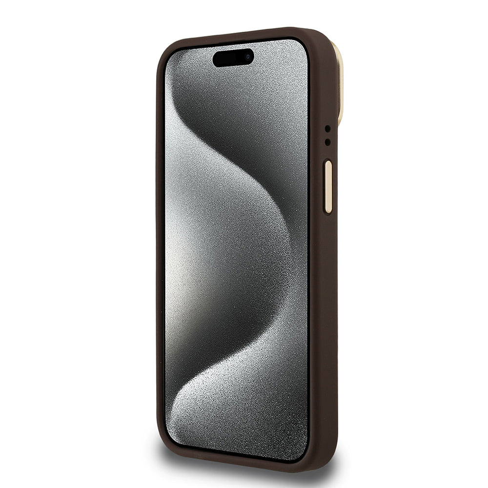 Apple iPhone 13/15 Kılıf Guess Kamera Standlı M-Safe Özellikli Kapak Üçgen Logo 4G Desenli Kahverengi