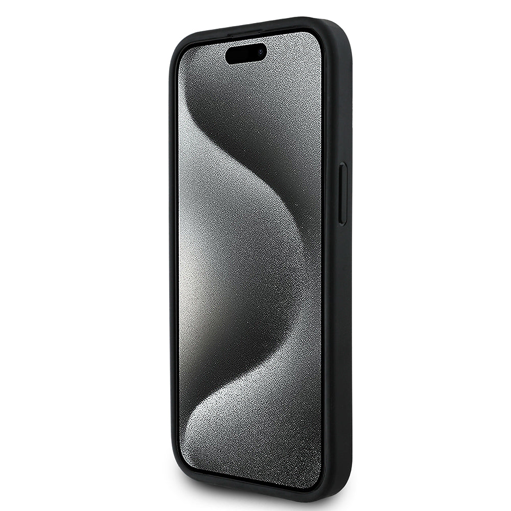 Apple iPhone 13/15 Kılıf Guess Magsafe Şarj Özellikli PU Üçgen Logolu 4G Desenli Kapak Siyah