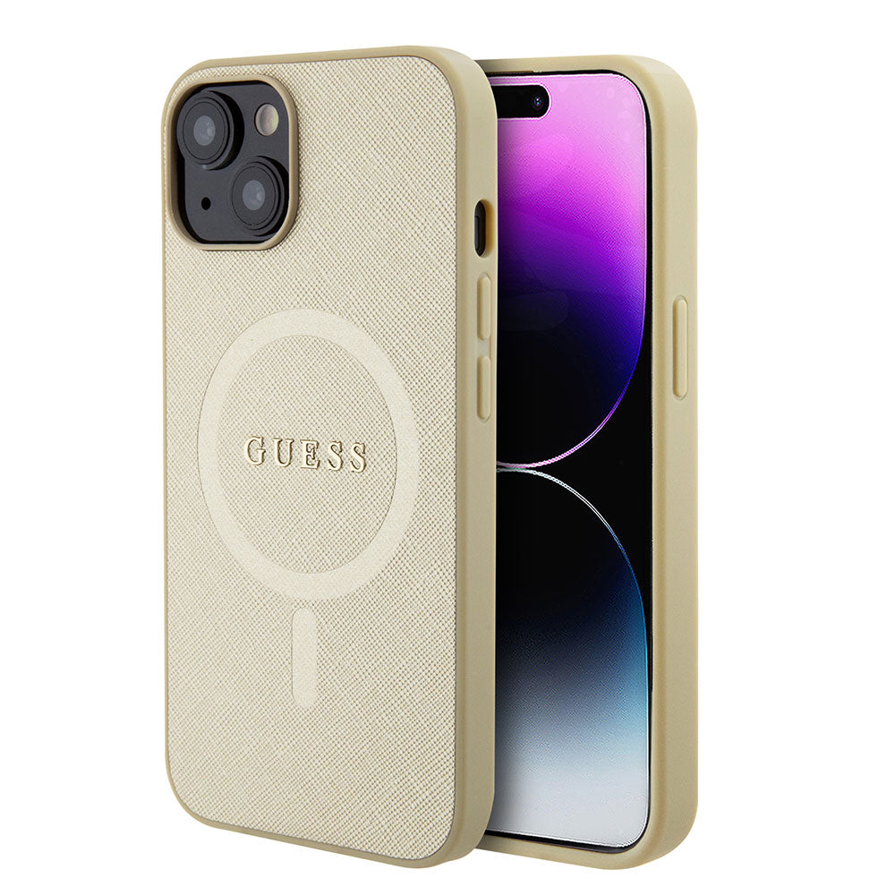 Apple iPhone 13/15 Kılıf Guess Magsafe Şarj Özellikli Yazı Logolu Saffiano Kapak Gold