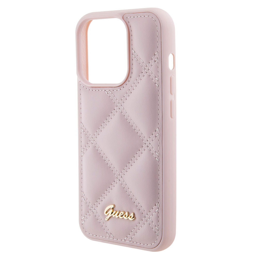 Apple iPhone 15 Pro Max Kılıf Guess PU Deri Metal Yazı Logolu Kapitone Kapak Pembe