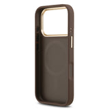 Apple iPhone 17 Pro Kılıf Guess M-safe Şarj Özellikli Gold Metal Kamera Çerçeveli PU Deri 4G Desen Yazı Logolu Kapak Kahverengi