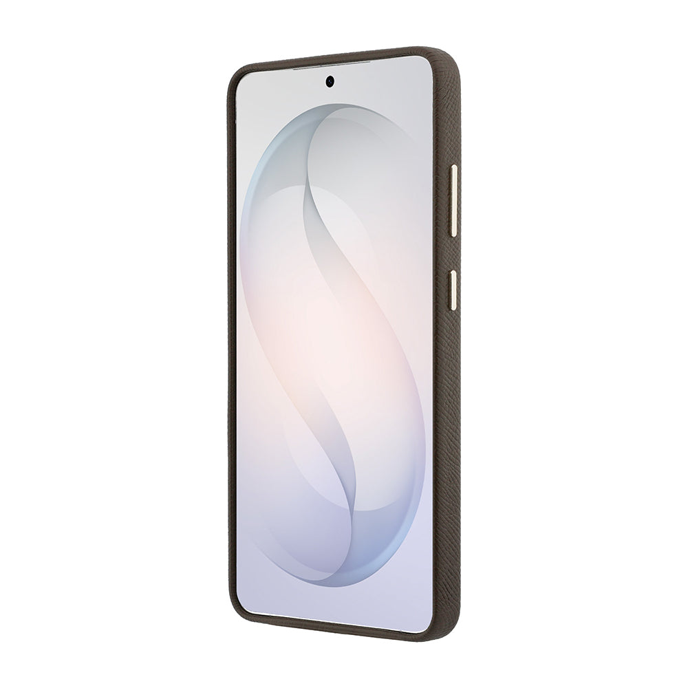 Galaxy S26 Ultra Kılıf Guess Grained Yazı ve 4G Büyük Metal Logolu Kapak Kahverengi