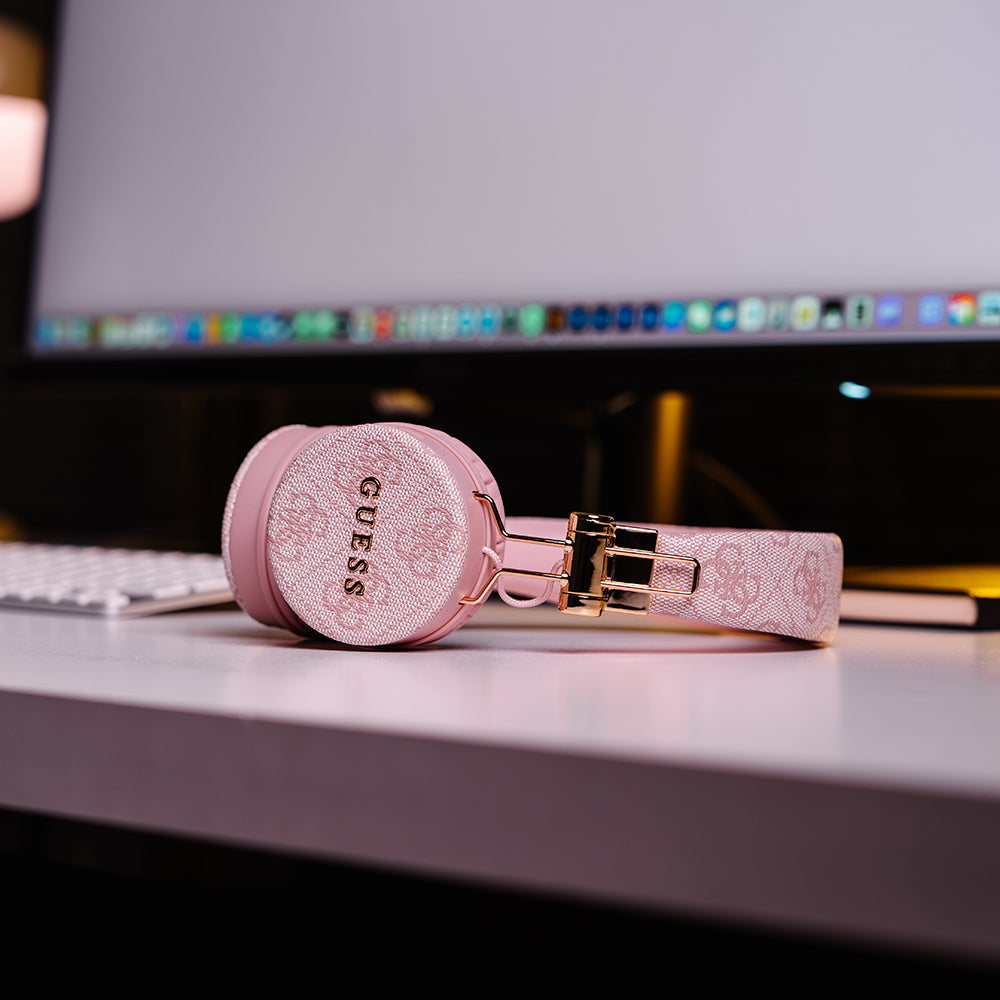 Guess Kulak Üstü Bluetooth Kulaklık 4G Metal Logolu PU Deri Tasarım Pembe